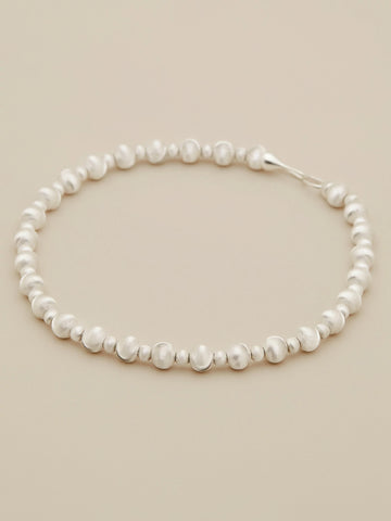 Amoretu Brushed Ball Bead Necklace