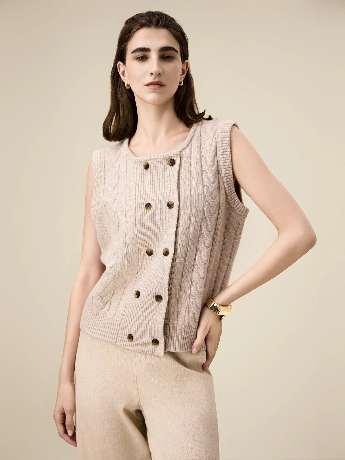 Amoretu 100% Wool Double Breasted Sleeveless Sweater Vest