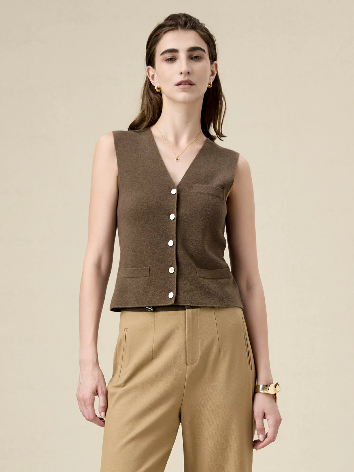 Amoretu Wool & Silk Sleeveless Sweater Vest