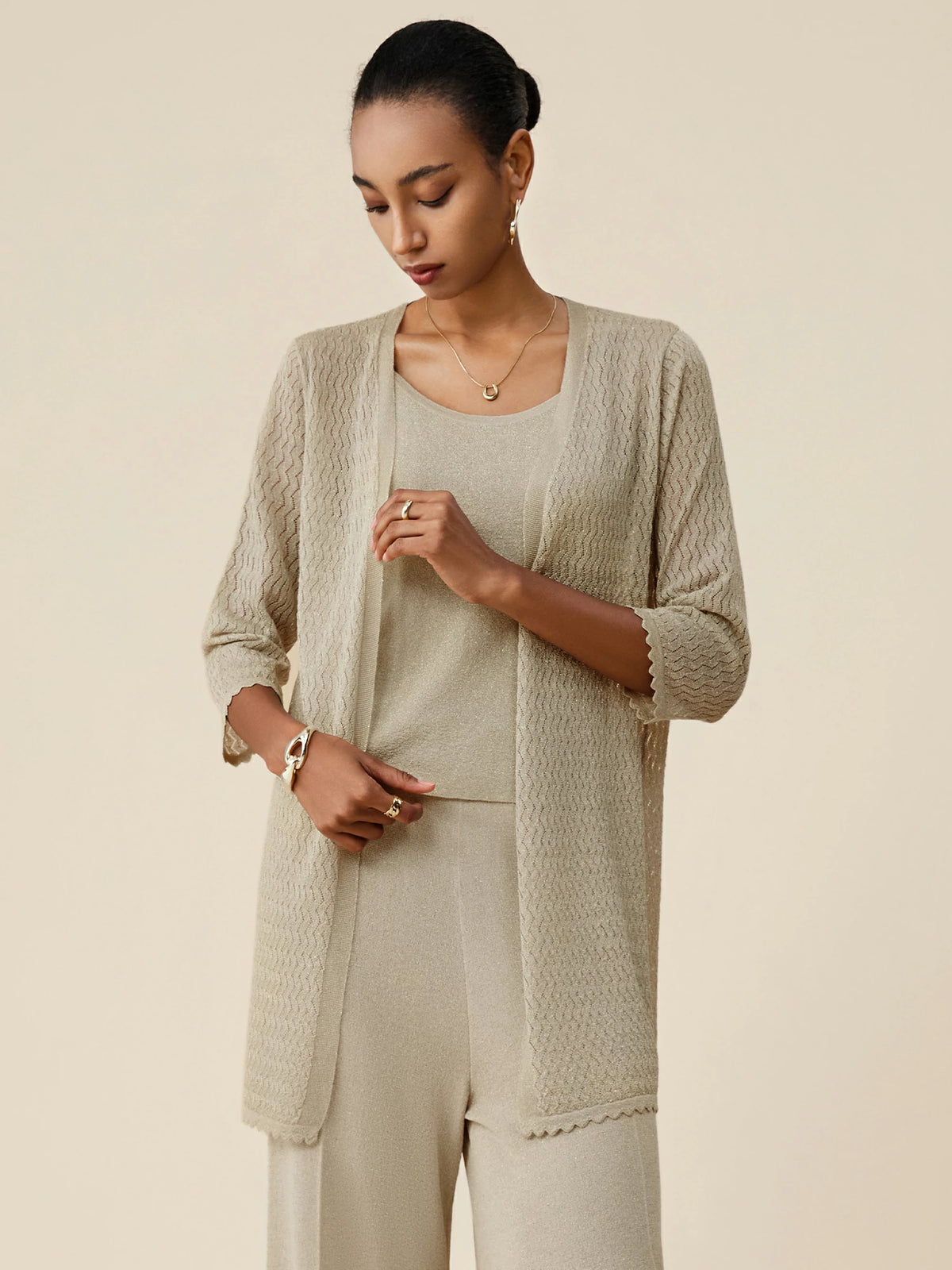 Amoretu Gold Silver Yarn Mid-Sleeve Simple Cardigan